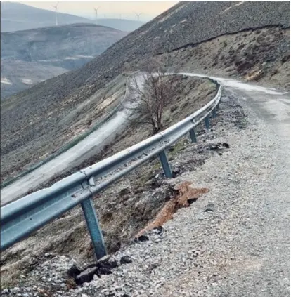 CAÓTICO VIAL PARA SUBIR AL MORREDERO