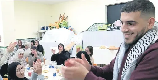 UNA MERIENDA CARGADA DE ALEGRÍA