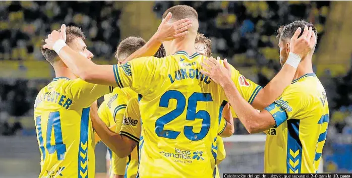 DILUVIO DE FELICIDAD EN SIETE PALMAS CON LA UD