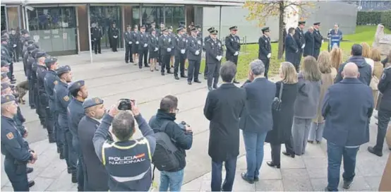 UNA PLAZA PARA LA POLICÍA NACIONAL EN VIGO