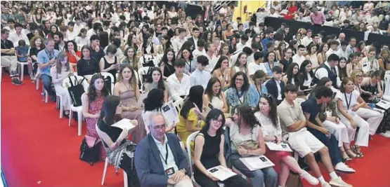 CITA EN VIGO DE LOS ALUMNOS EXCELENTES
