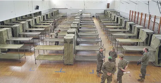 AS TRAVESAS ACOGE UN MILLAR DE MILITARES