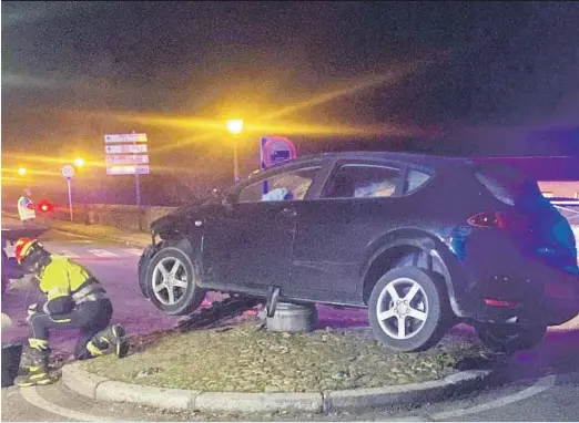 ACCIDENTE EN LA ROTONDA DE LA IE.