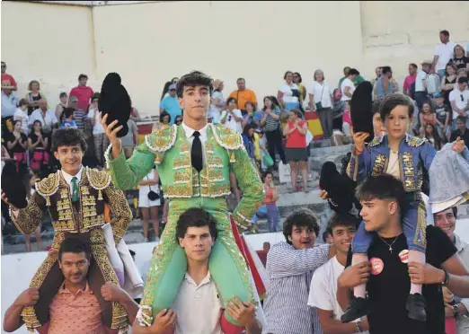 LA CANTERA TRIUNFA EN EL COSO CENTENARIO DE PRÁDENA.