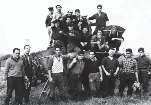 NAVALMANZANO RECUERDA A LOS EMIGRANTES TEMPOREROS