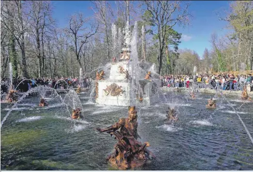 LAS FUENTES DE LA GRANJA YA DESLUMBRAN.