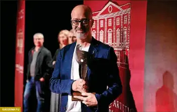 «HAVIA SOMIAT MIL VEGADES GUANYAR EL PREMI BORN»