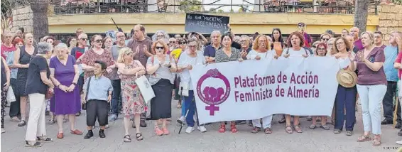 ALMERÍA CLAMA DE DOLOR POR JOSEFINA