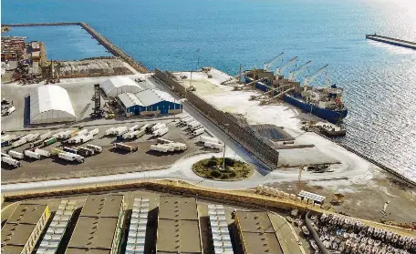 EL PUERTO SE HARÁ MÁS GRANDE PARA MÁS CARGA