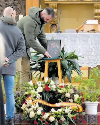 «BOBY, JAMÁS TE OLVIDAREMOS»