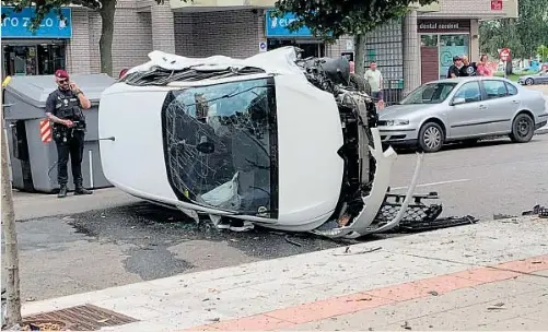 ESPECTACULAR ACCIDENTE EN REYES LEONESES