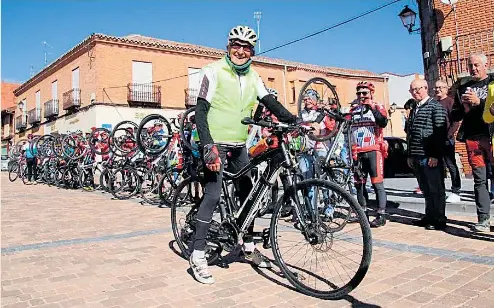 BENI: 90 AÑOS Y DANDO PEDALES