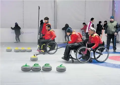 LA PISTA DE HIELO MÁS GRANDE VISTA EN LEÓN