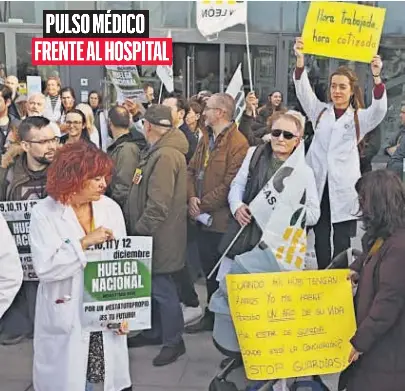 PULSO MÉDICO FRENTE AL HOSPITAL