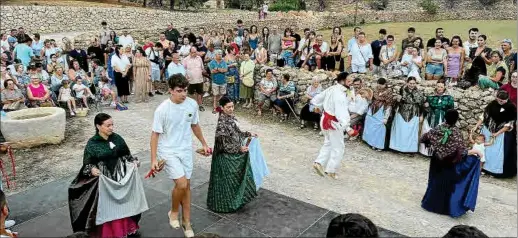 TRADICIONES INTACTAS EN LA FONT DE BALÀFIA