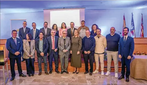 EMOTIVO HOMENAJE A LA EXCELENCIA VECINAL EN SANT JOAN