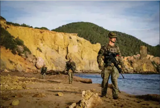 LOS OJOS DEL EJÉRCITO, EN IBIZA