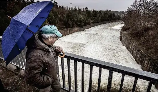 EL AGUA DESBORDA SORIA