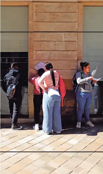 ASPIRANTS A CIUTADANS DE PRIMERA