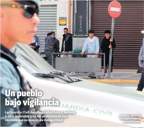 UN PUEBLO BAJO VIGILANCIA