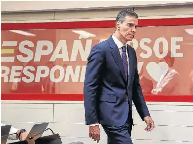 SÁNCHEZ PIDE “PERDÓN” PERO DESCARTA ADELANTAR ELECCIONES