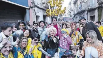 EL CARNAVAL ES RESISTEIX AL VENT