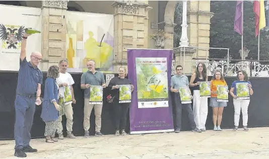 LA SIDRA QUE MÁS AYUDA SE ESCANCIA EN VILLAVICIOSA