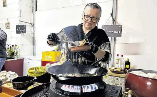 ALMUÑA CELEBRA UN ESFOYÓN A LA VIEJA USANZA