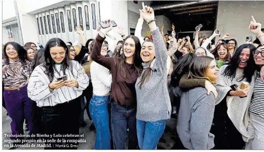 LA FORTUNA DESFILA CON BIMBA Y LOLA