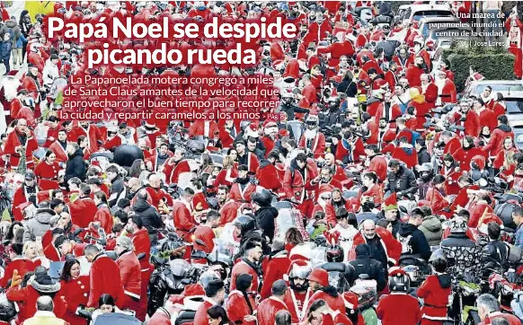 PAPÁ NOEL SE DESPIDE PICANDO RUEDA