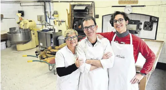 EL HORNO DE LEÑA DE LOUREDA SE APAGA