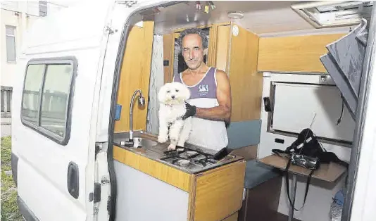 EL ALZA DE LA GASOLINA FRENA LAS CARAVANAS