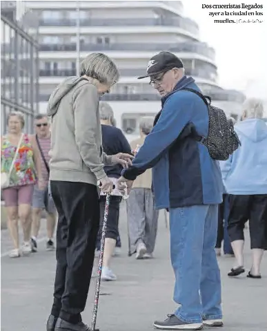 EL DÍA DE LOS CRUCEROS
