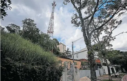 Mo­rum­bi. Av. Ama­ri­lis é um dos lo­cais em que hou­ve atu­a­ção pela pre­fei­tu­ra por cau­sa de uma obra em es­tá­gio ini­ci­al