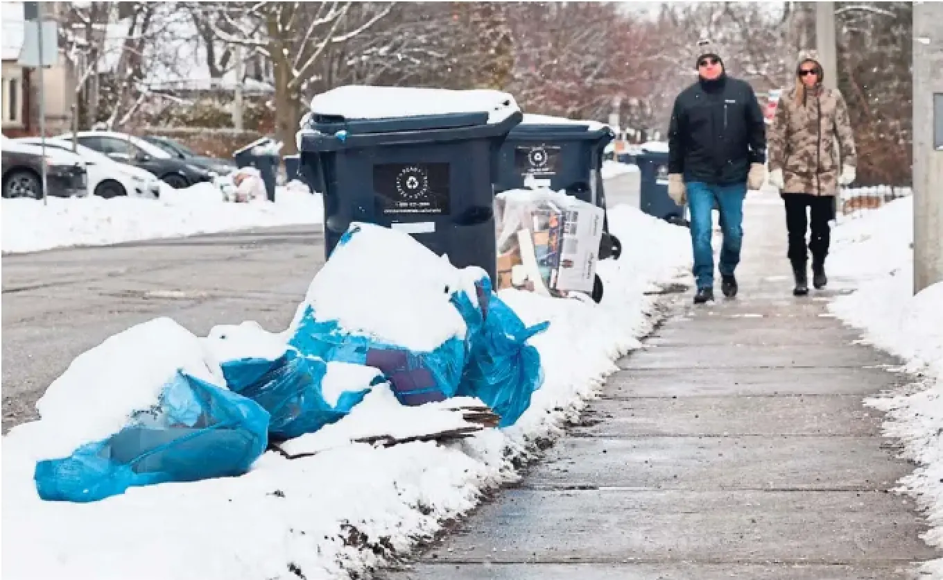 On Sunday, residents in the Bayview and Eglinton area were still waiting for recycling pickup after being told to have their bins out last Friday. Circular Materials is in charge of running recycling in Ontario and hired Green for Life Environmental to collect curbside recycling across Toronto.