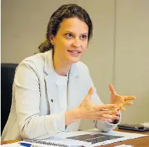 Su­sa­na. Pres­são pa­ra re­du­zir des­pe­sas com o Cen­so 2021