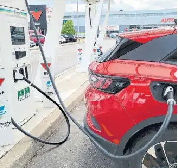 There's no doubt Canada is start­ing to fall behind, write Rachel Doran and Joanna Kyriazias. By the end of this year, more than 25 per cent of vehicles sold world­wide will be elec­tric, up from 20 per cent in 2024. But in Canada, EVs made up just 15.4 per cent of car sales last year.